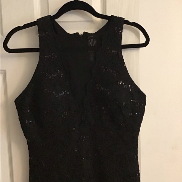 Nightway Illusion Lace Bodycon dress. Like new. Size 8. - Picture 2 of 4